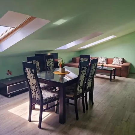 Noah Apartment